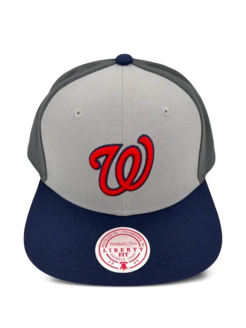 Mitchell & Ness Nationals embroidered baseball cap