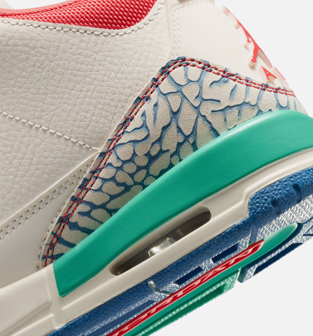 Air Jordan 3 Retro Play Your Way Grade School - Chalk/Track Red/True Blue/Kinetic Green