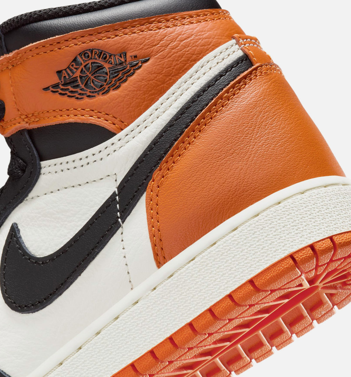 Air Jordan 1 Retro High OG Shattered Backboard Grade School - Black/Sail/Starfish