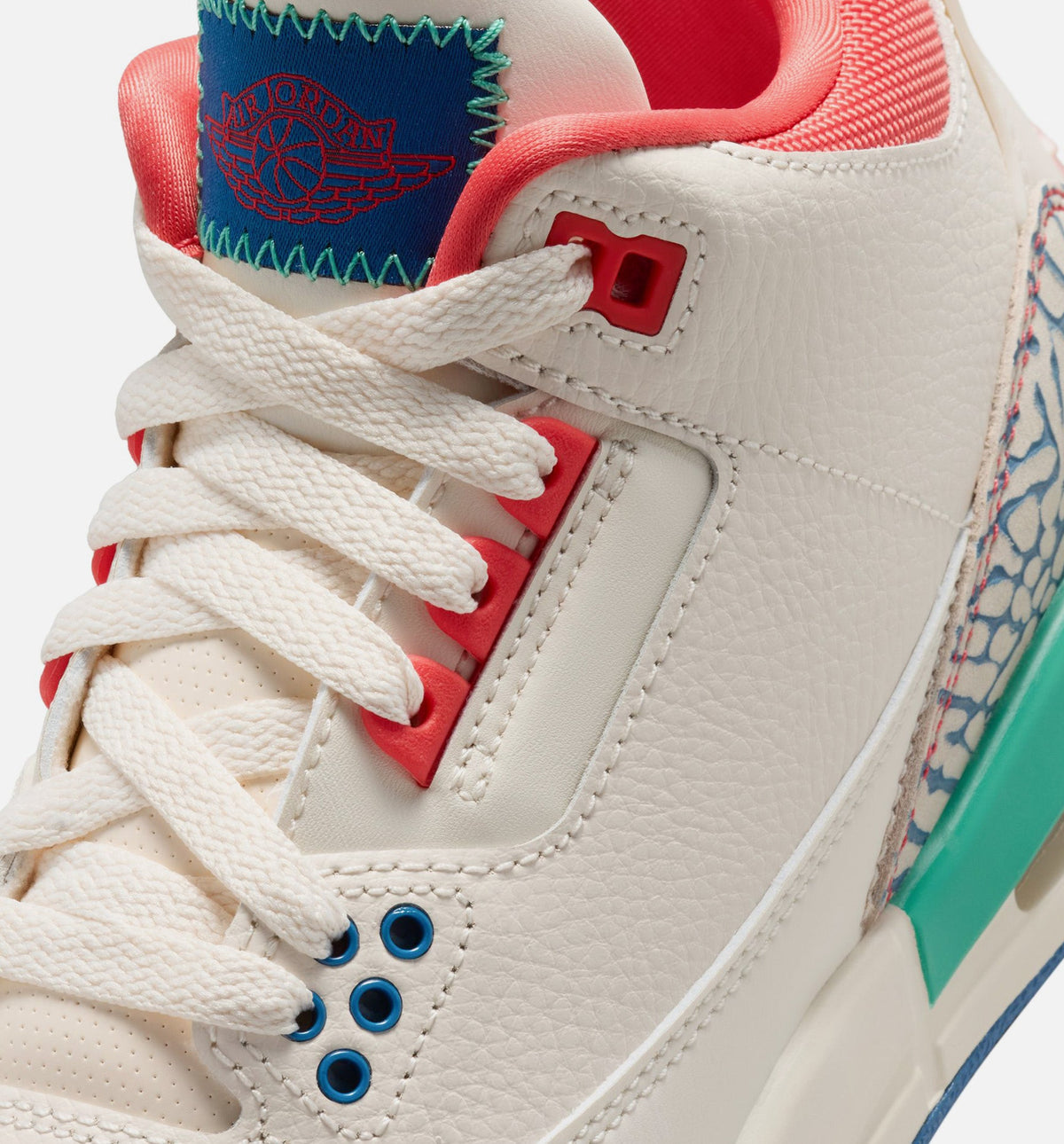 Air Jordan 3 Retro Play Your Way Grade School - Chalk/Track Red/True Blue/Kinetic Green